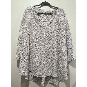 Chaus New York Buttercream blouse